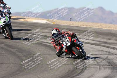 media/Dec-07-2025-CVMA (Sun) [[3e7d2de5dc]]/Race 7-Formula Lightweight Twins Shootout/